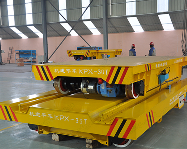 accumulator voltage  , electric flat rail car 